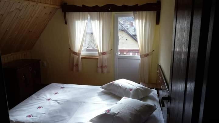 Casa Caprioara Villa Fundáta Kültér fotó